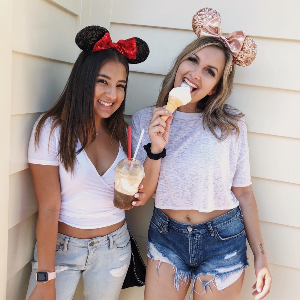 Brandy Melville wrap top